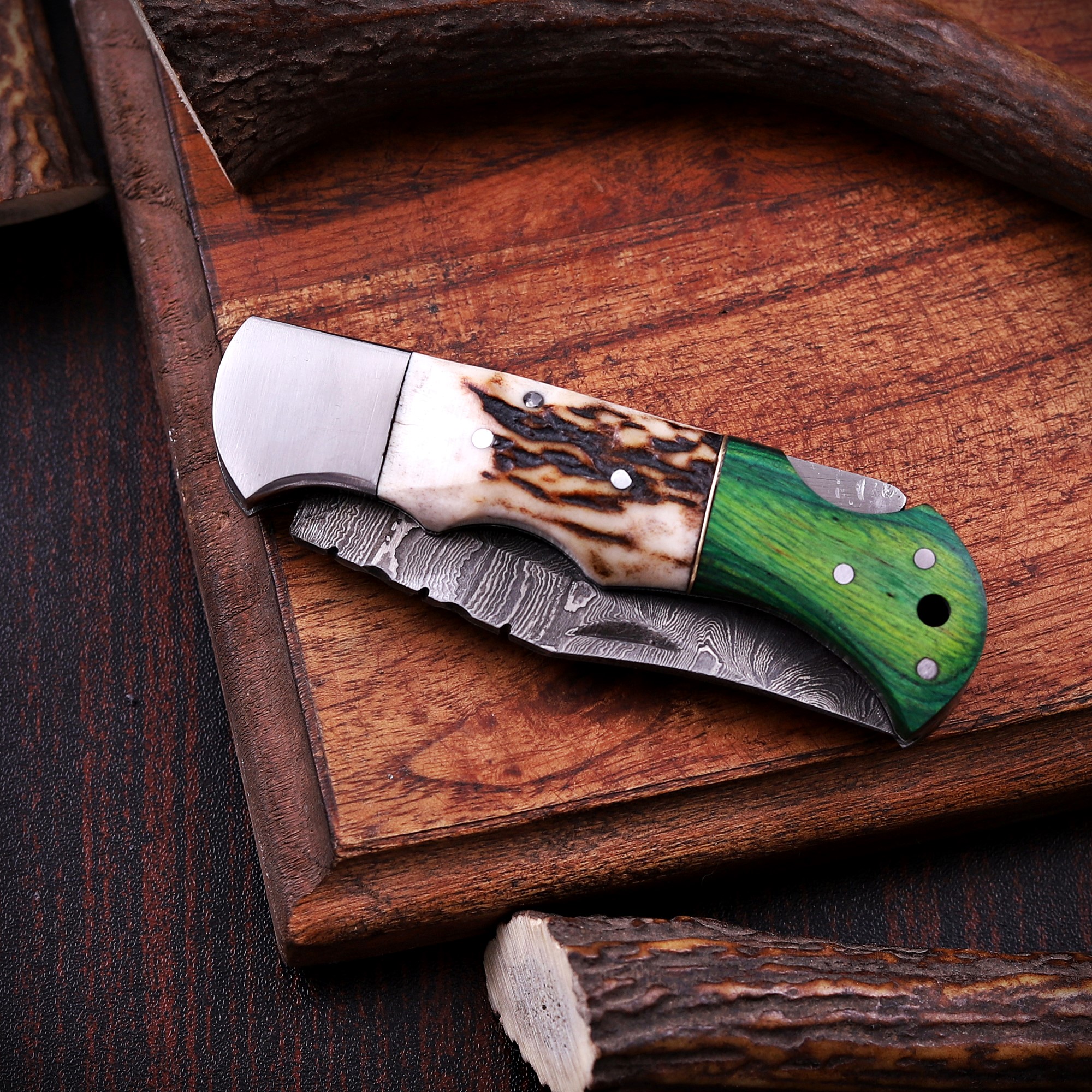 Damascus Folding Knife – Stag Horn & Wood Handle - Image 11