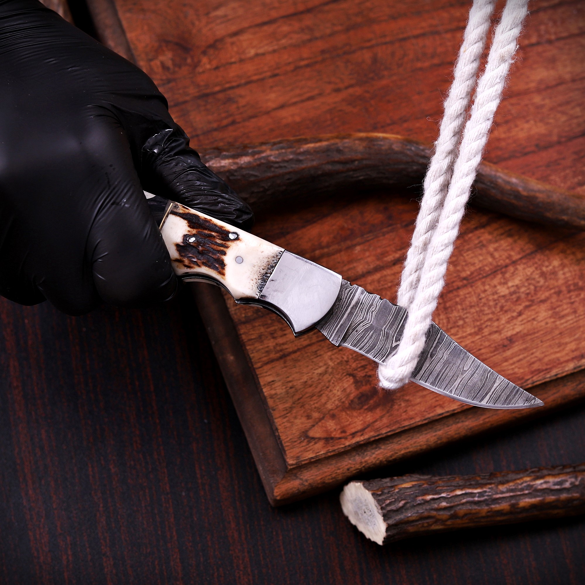 Damascus Folding Knife – Stag Horn & Wood Handle - Image 10