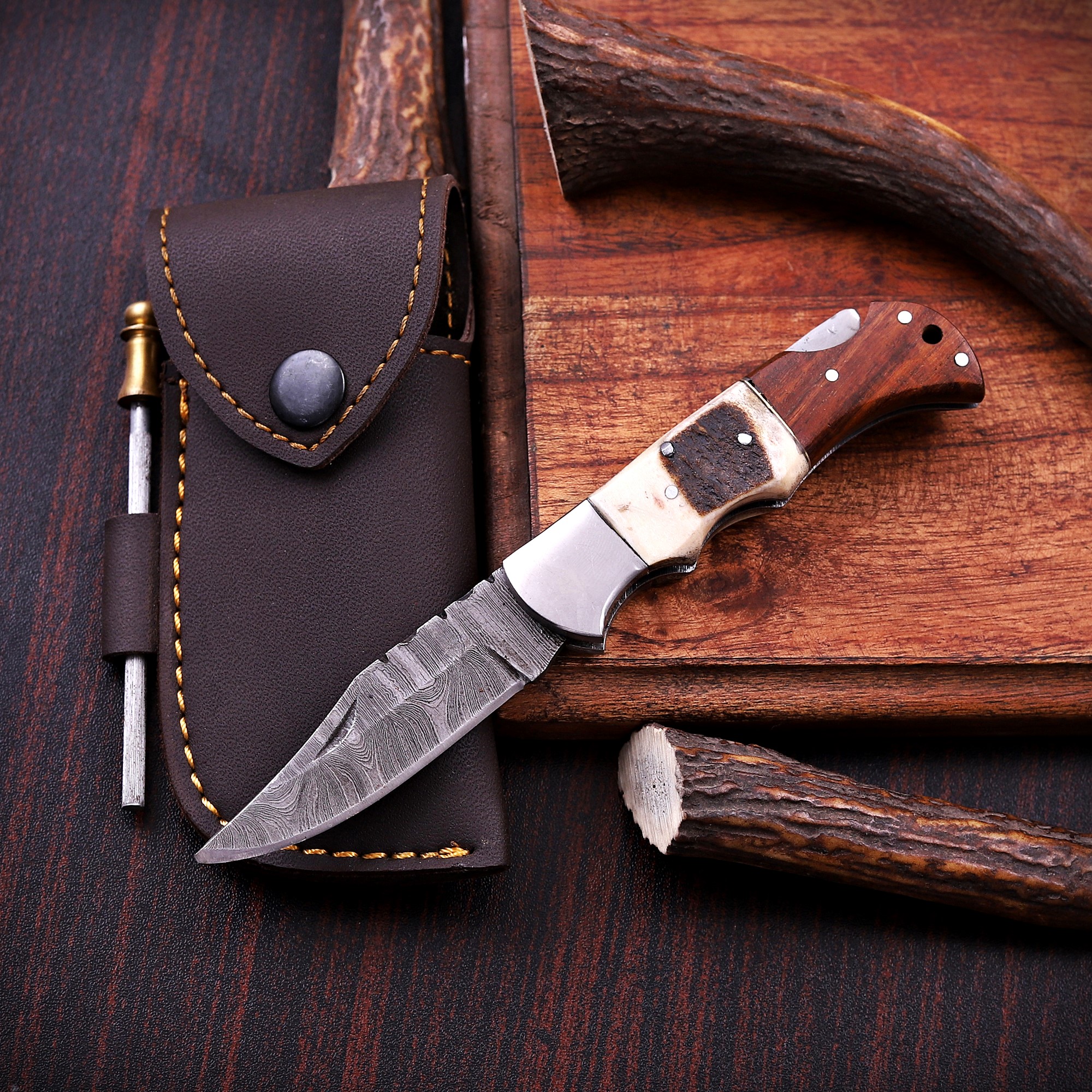 Damascus Folding Knife – Stag Antler Handle