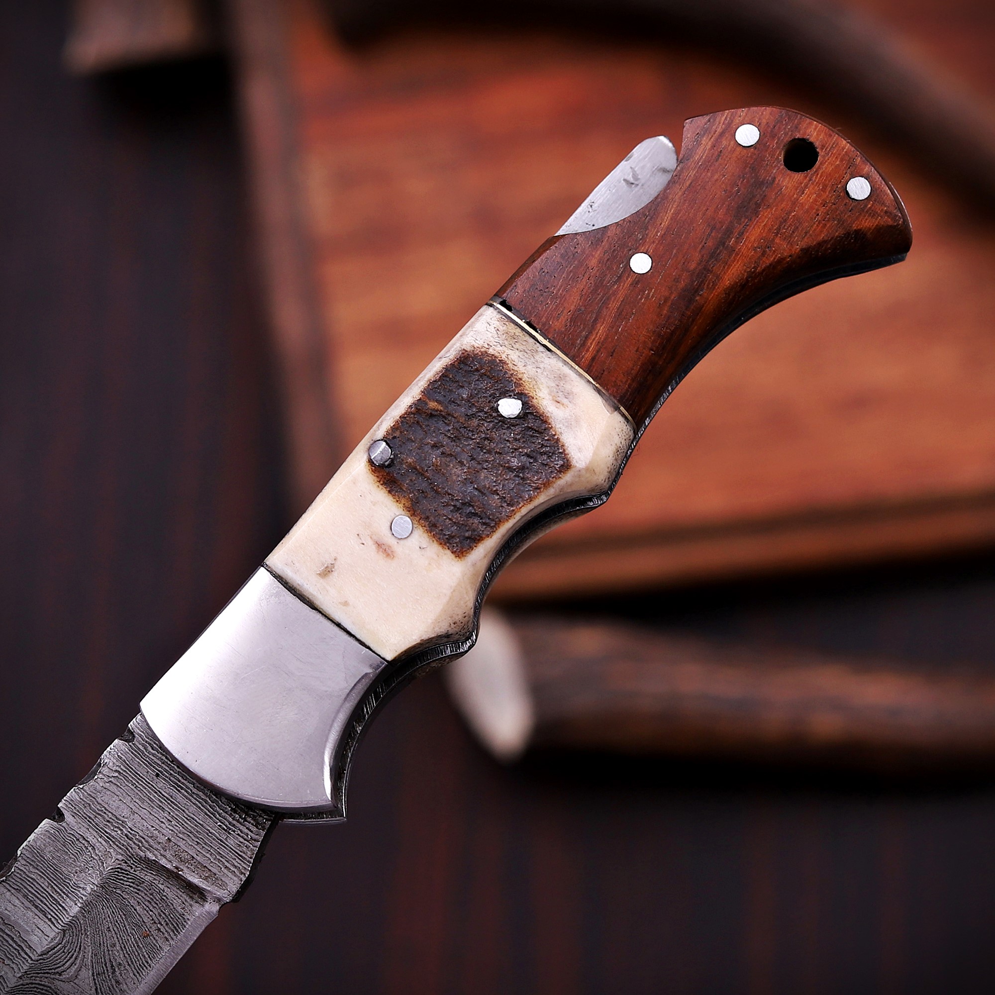 Damascus Folding Knife – Stag Antler Handle - Image 6