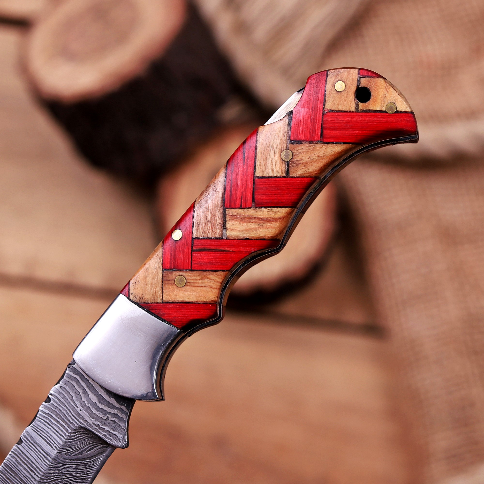 Damascus Folding Knife – Olive & Red Pakka Wood - Image 4