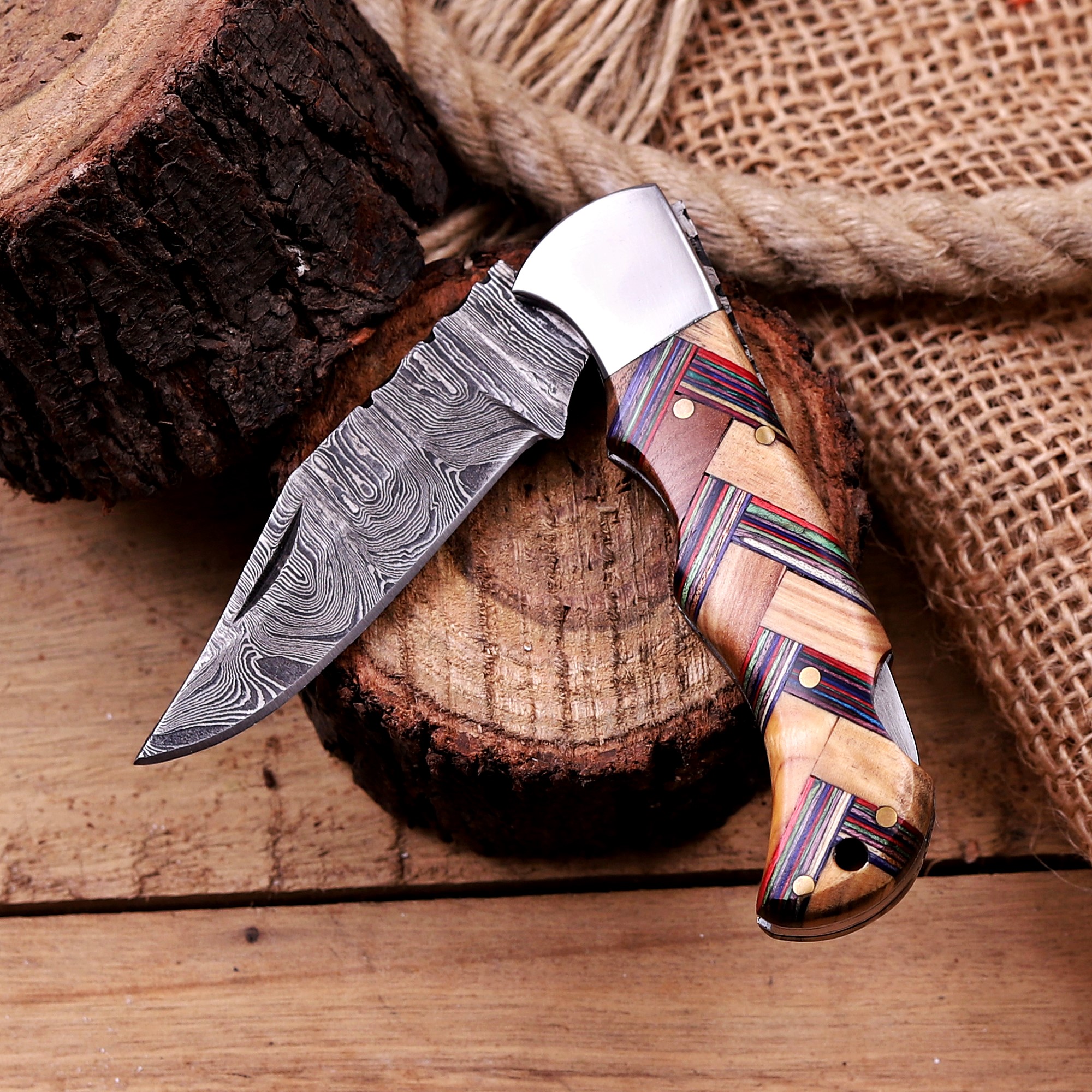 Damascus Folding Knife – Rose Wood Handle - Image 5