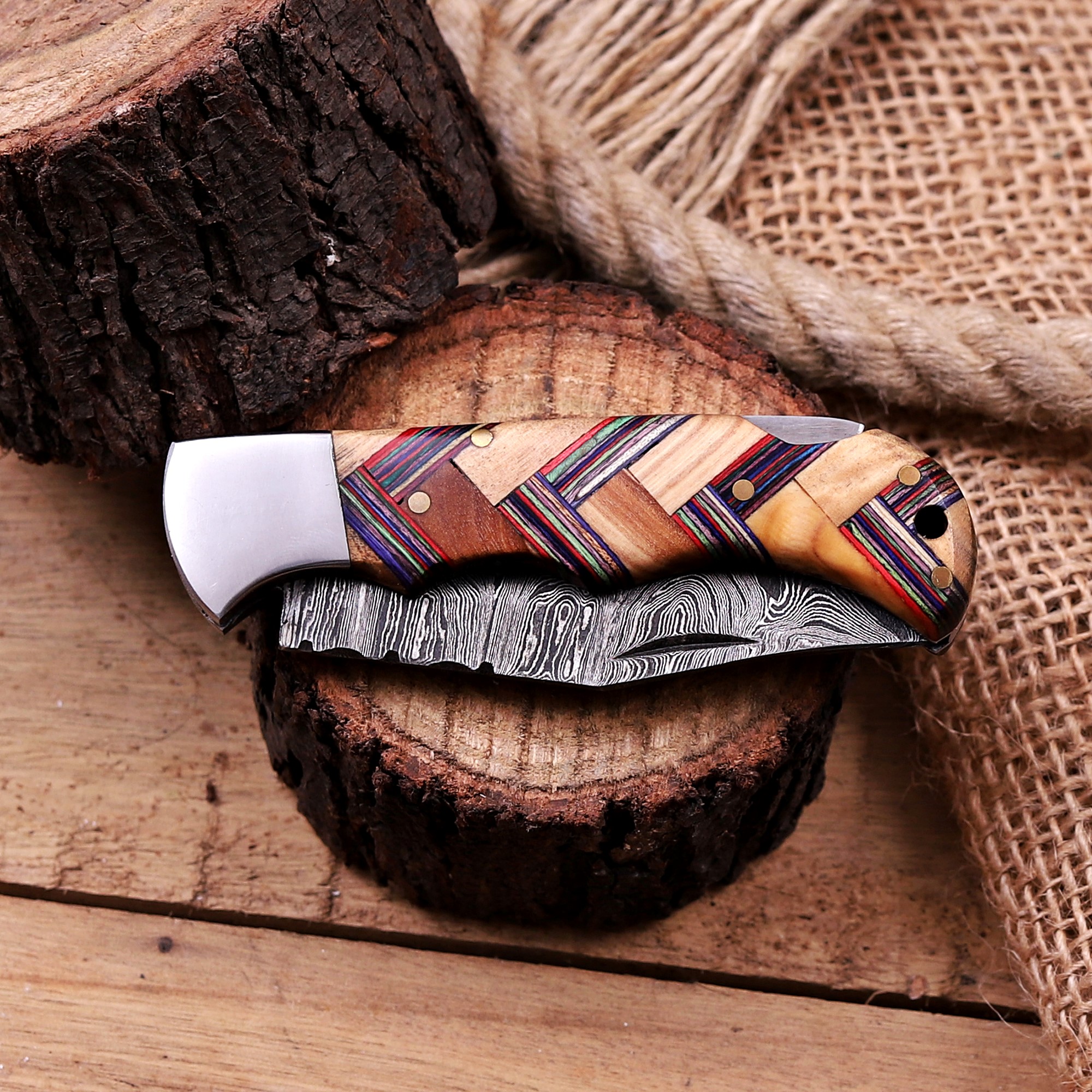 Damascus Folding Knife – Rose Wood Handle - Image 8