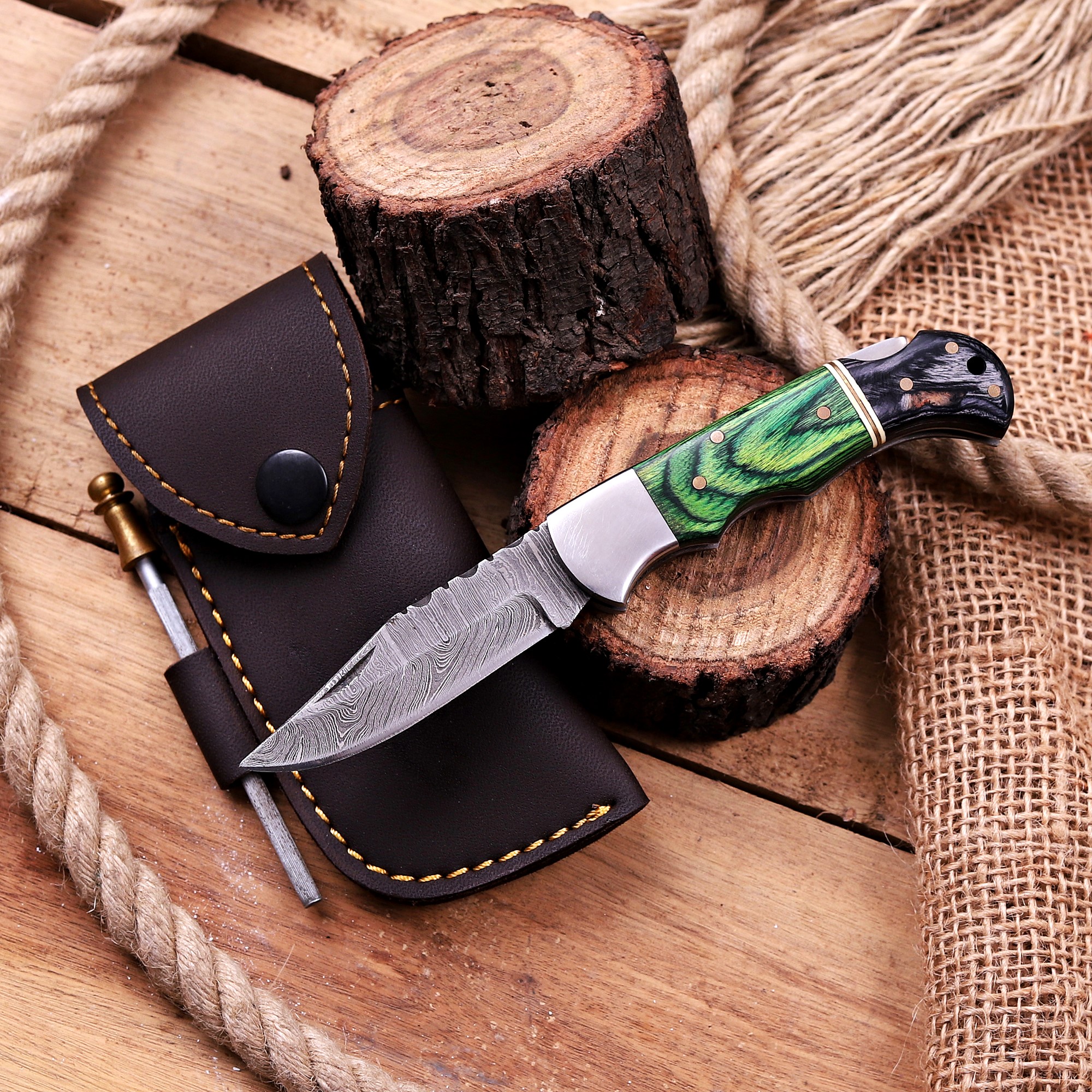 Damascus Folding Knife – Exotic Wood Handle